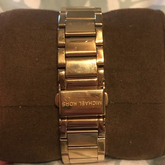 Michael Kors Watch - Picture 3 of 3